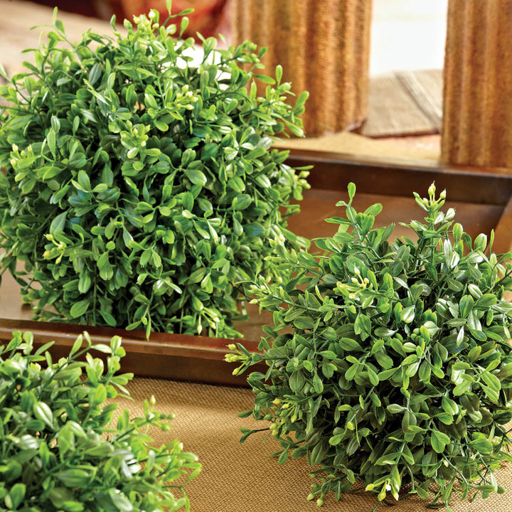 Boxwood Decorative Orb