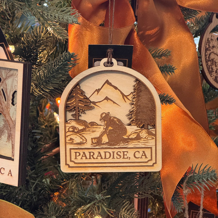 Decorative ornament with &