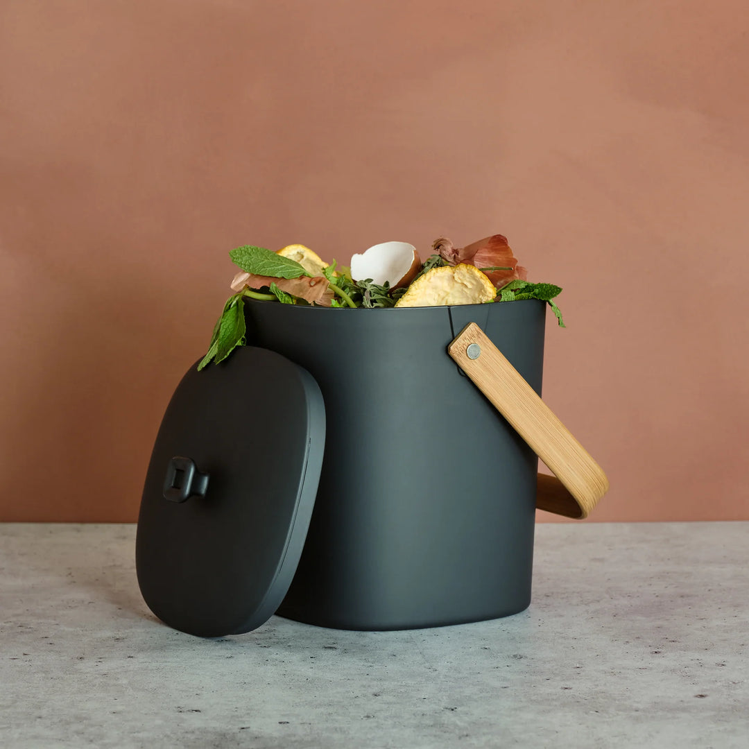 Astrik Kitchen Compost Bin, 7" x 8.75"
