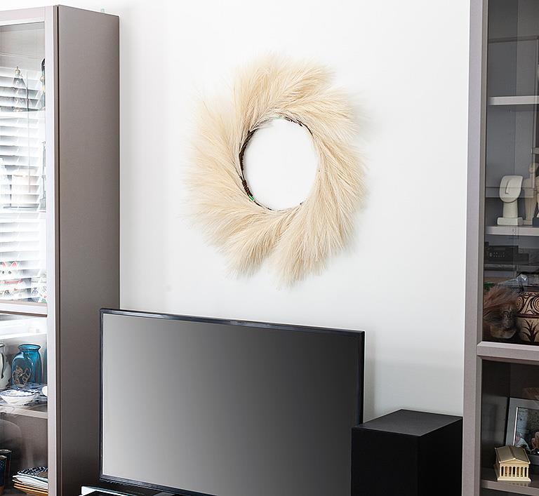 Faux Pampas Wreath, 24"