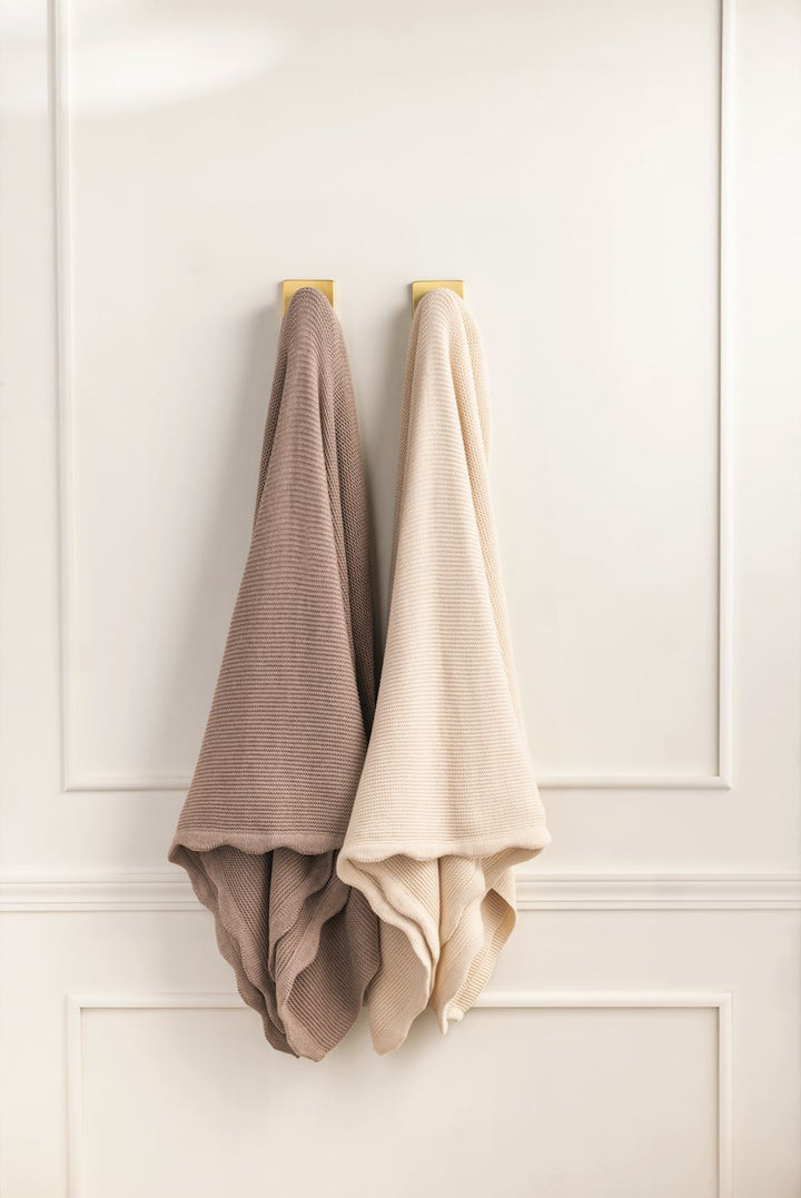 Cream Scallop Crochet Knit Throw Blanket, 60" x 50"