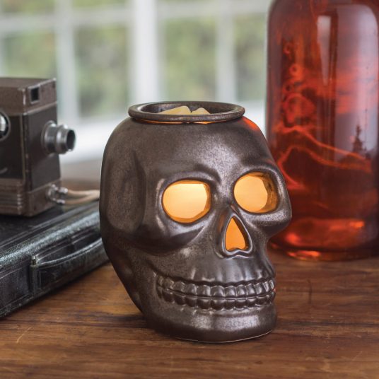 Skull Glowing Fragrance Warmer