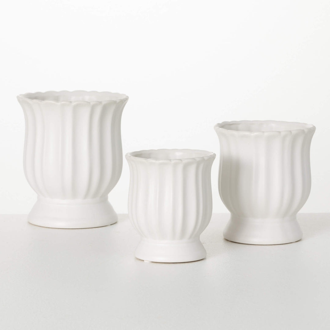 Scalloped Urn Planter, Matte White