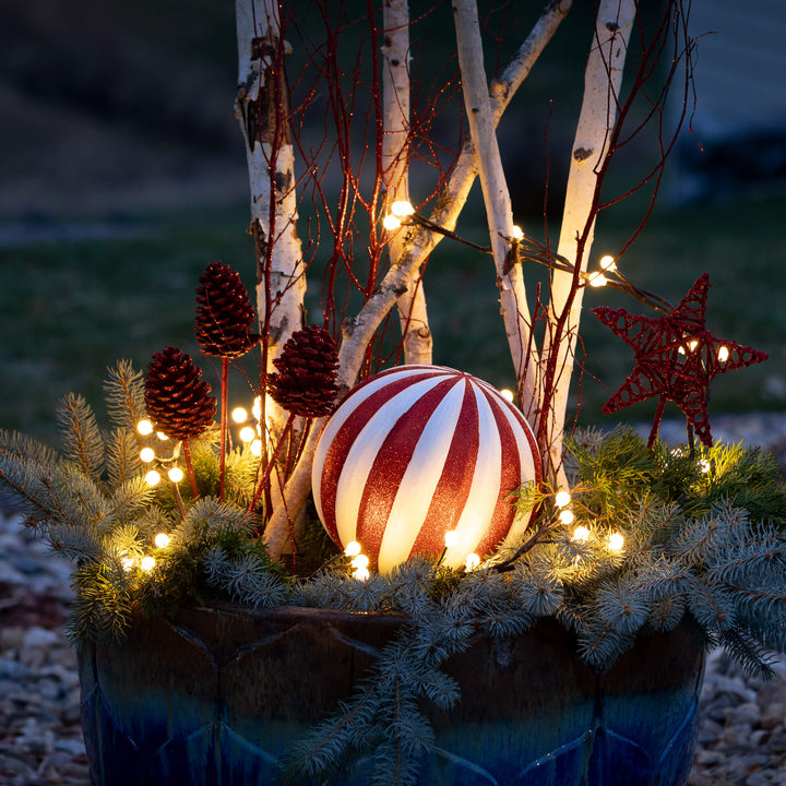 Cluster Lighted Garland, 6&