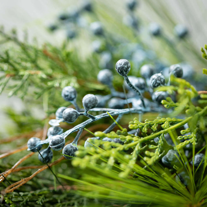 Juniper Berry Wreath, 22"