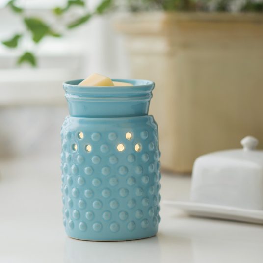 Southern Hobnail Midsize Illuminated Fragrance Warmer